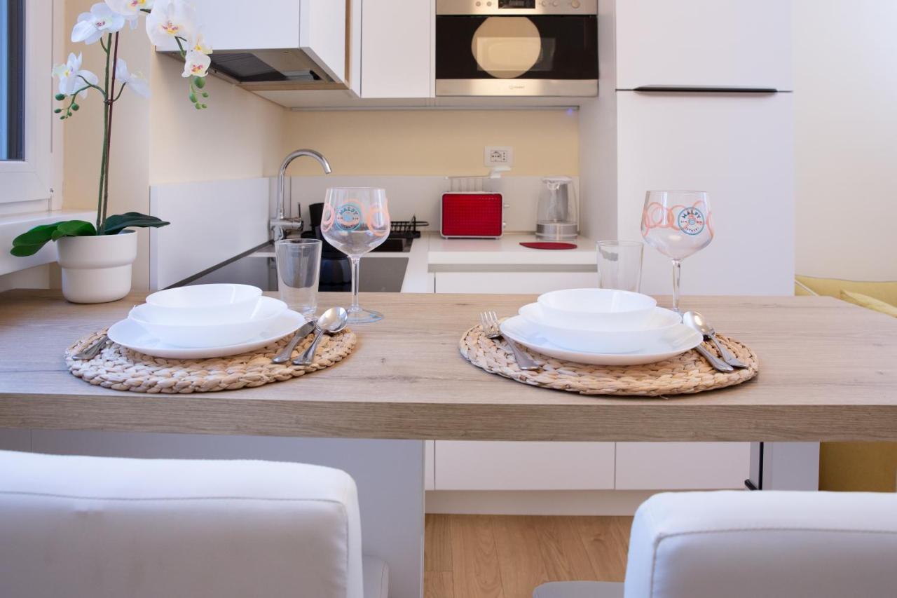 Botero Luxury Apartment Vicino Arco Della Pace มิลาน ภายนอก รูปภาพ